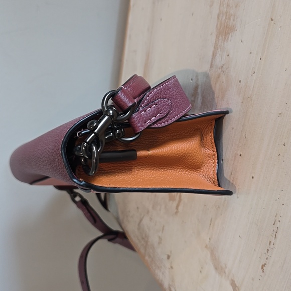 Coach Tabby Leather Shoulder Bag 26 - Picture 6 of 16